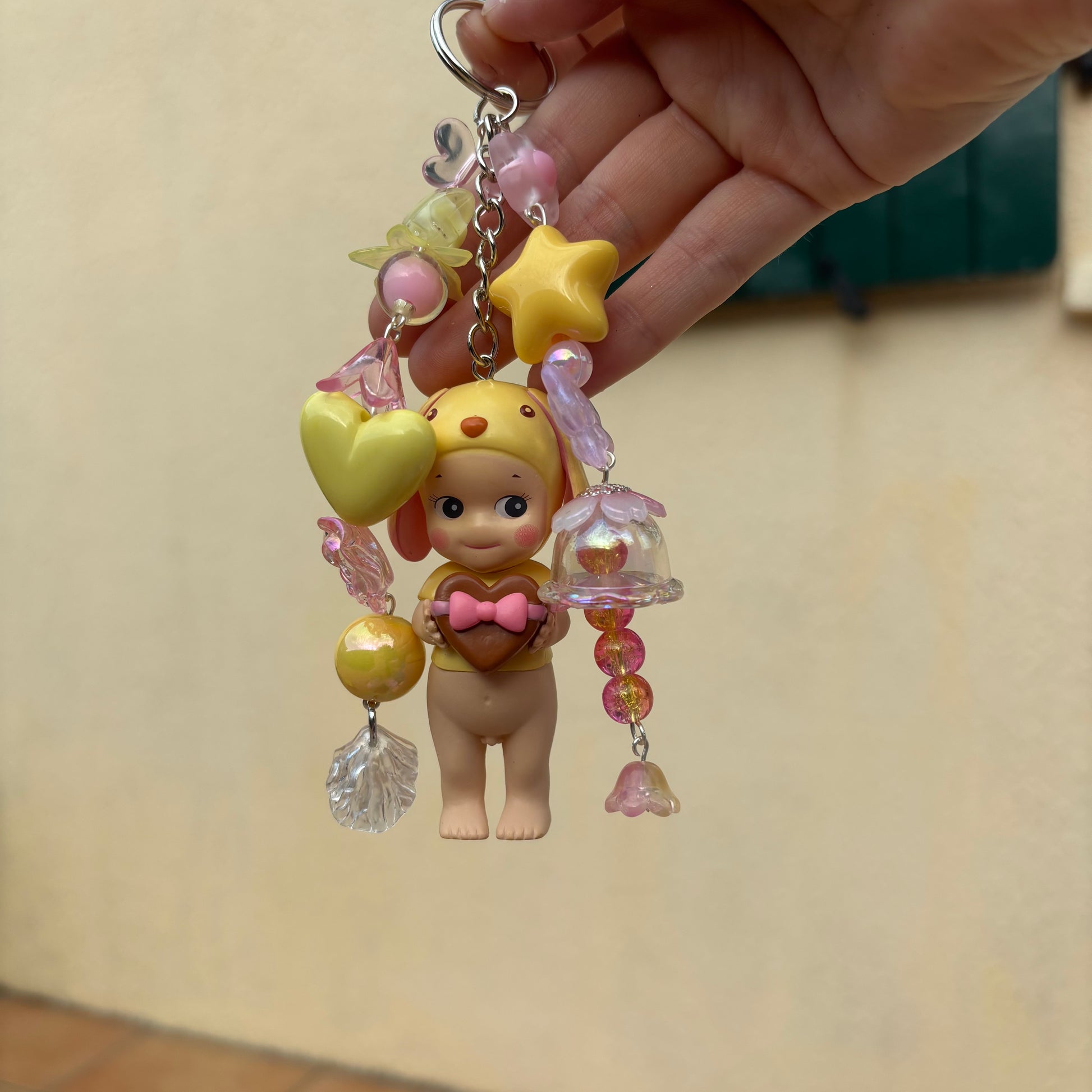 Sonny Angel Keychain - Gift Of Love Yellow Dog